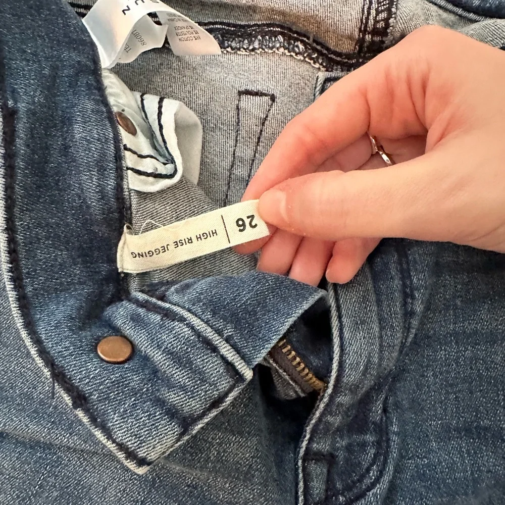 PacSun High Rise Distressed Jeggings Size 26 - Picture 5 of 5